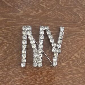Sparkling NY Brooch